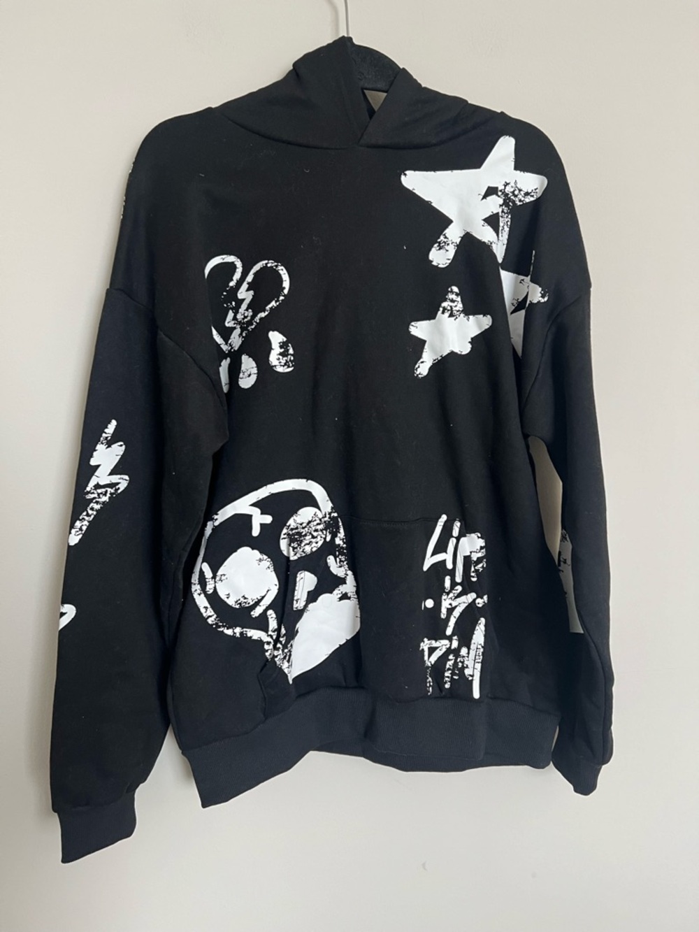 PacSun Black Graphic Streetwear Hoodie Size Medium Abstract Print Pullover - Picture 2 of 11